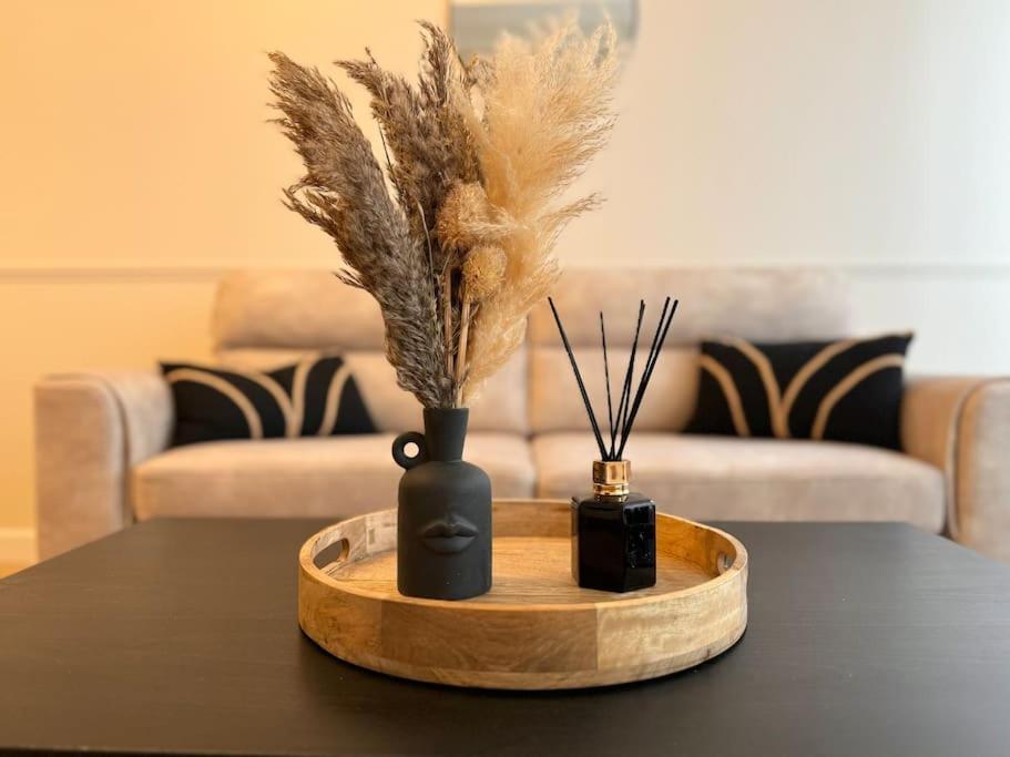 Ferienwohnung L'Orchidee - Netflix - Wi-Fi - Proche Centre Troyes Exterior foto